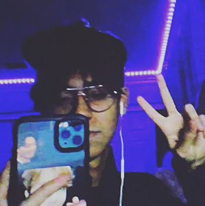 Meet your Posher, Nicholas